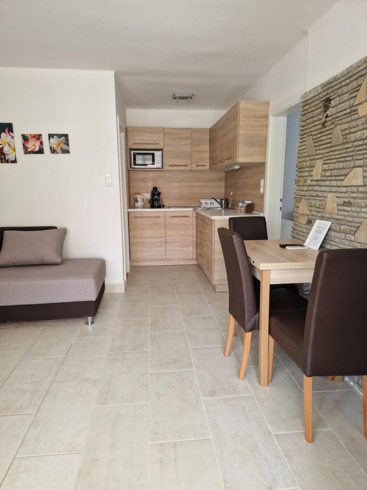 Balaton Apartman Fuered Balatonfüred Eksteriør bilde