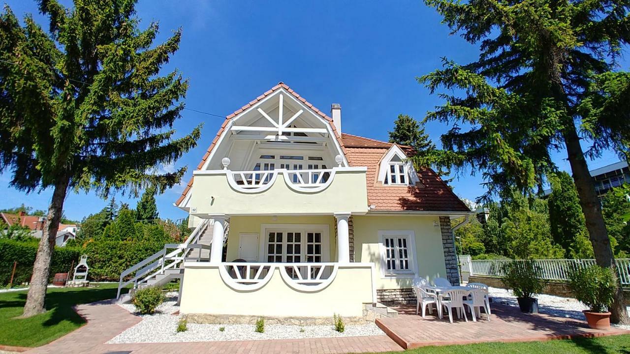 Balaton Apartman Fuered Balatonfüred Eksteriør bilde
